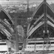Illustration for article titled Photos of Famous Landmarks While They Were Still Under Construction